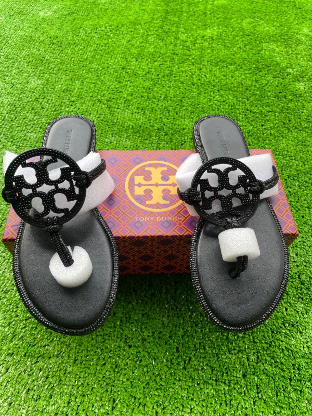 Tory Burch Sandals Women's 8 Miller Black Patent Thong - Picture 2 of 6